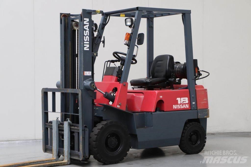 Nissan J01A18 Plinski viličarji