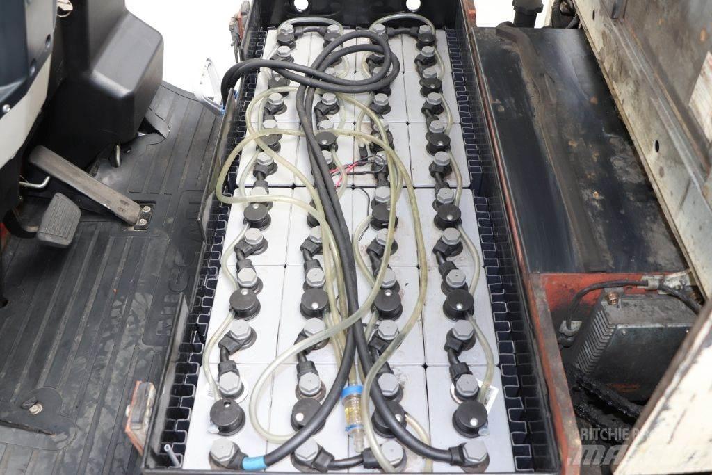 Nissan N01L-13U Električni viličarji