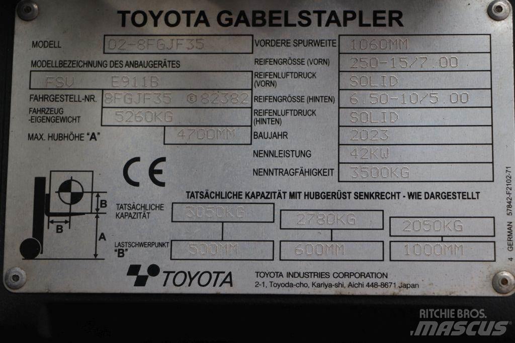 Toyota 02-8FGJF35 Plinski viličarji