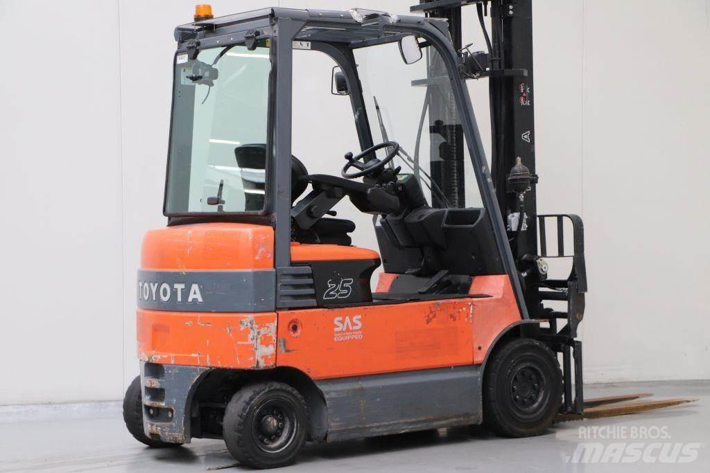 Toyota 7FBMF25 Električni viličarji