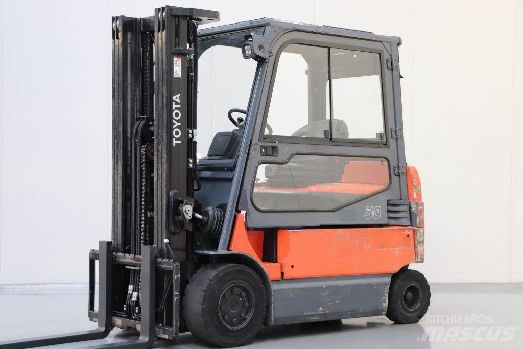 Toyota 7FBMF30 Električni viličarji