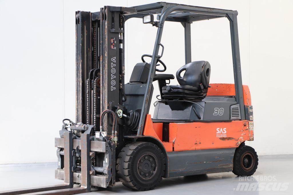 Toyota 7FBMF30 Električni viličarji