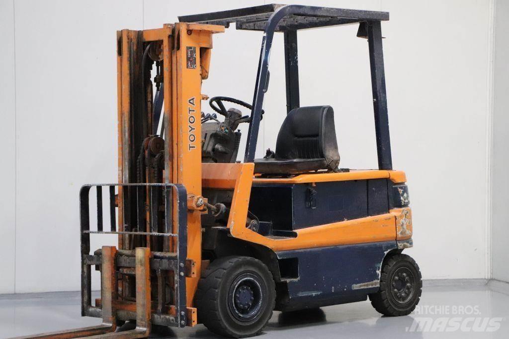 Toyota FBM25 Električni viličarji