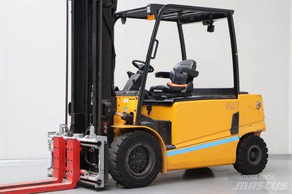 UniCarriers 40B-9 Električni viličarji