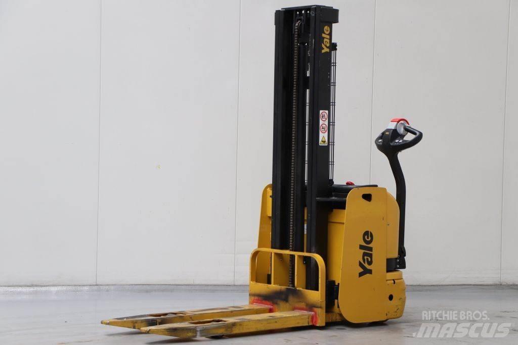 Yale MS10E Ročni električni viličar