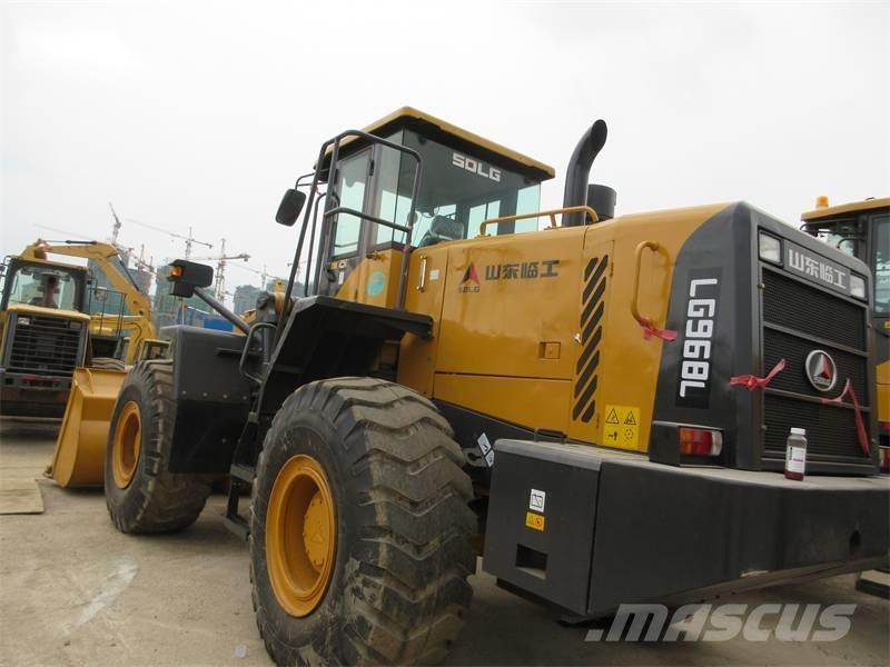 SDLG LG 958 F Kolesni nakladalci