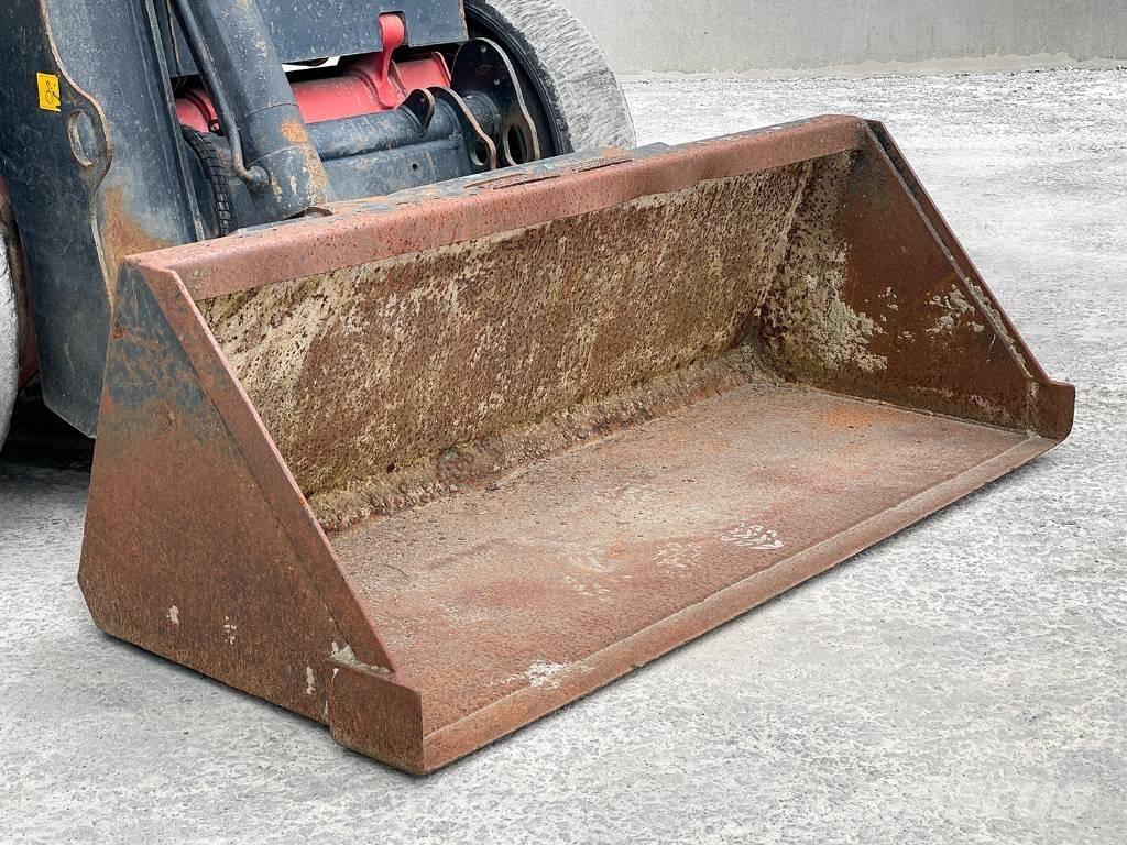 JCB R260 Skid steer mini nakladalci