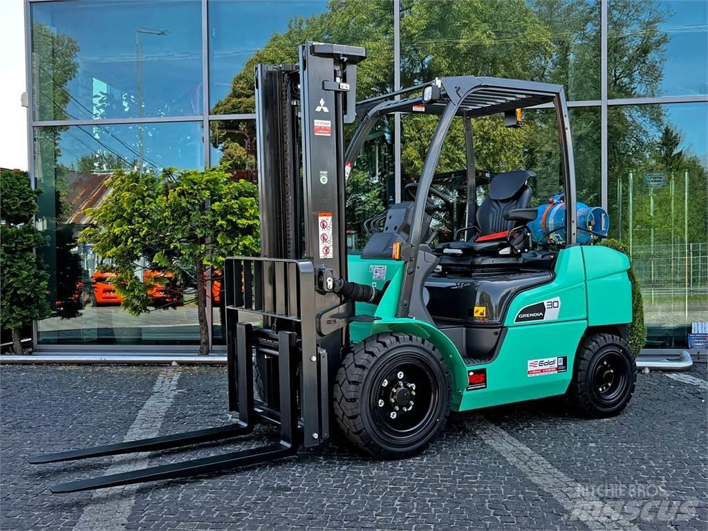Mitsubishi FG30N Plinski viličarji
