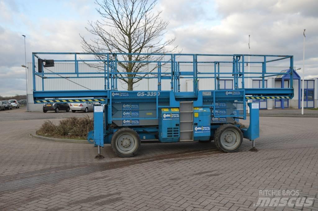 Genie GS3390 RT Škarjaste dvižne ploščadi