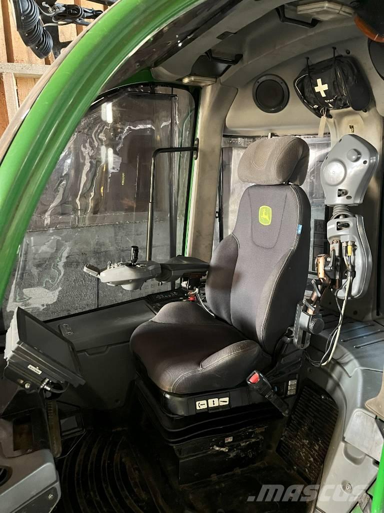 John Deere 1210E Forwarderji