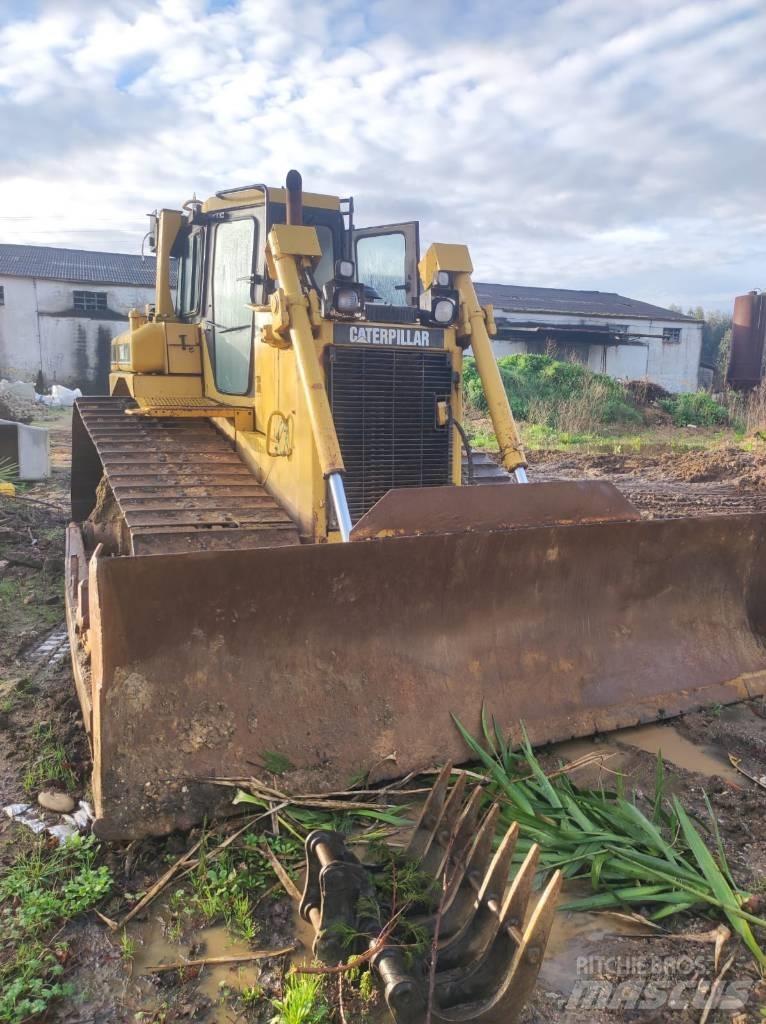 CAT D 6 R LGP II Buldožerji goseničarji