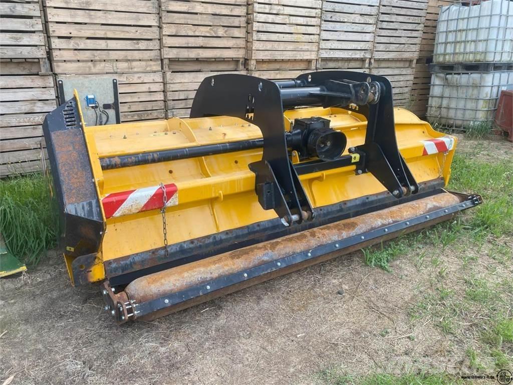 Müthing Farmer 300 Kosilnice za pašnike