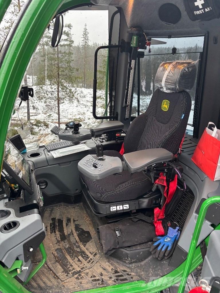 John Deere 1170G Harvesterji