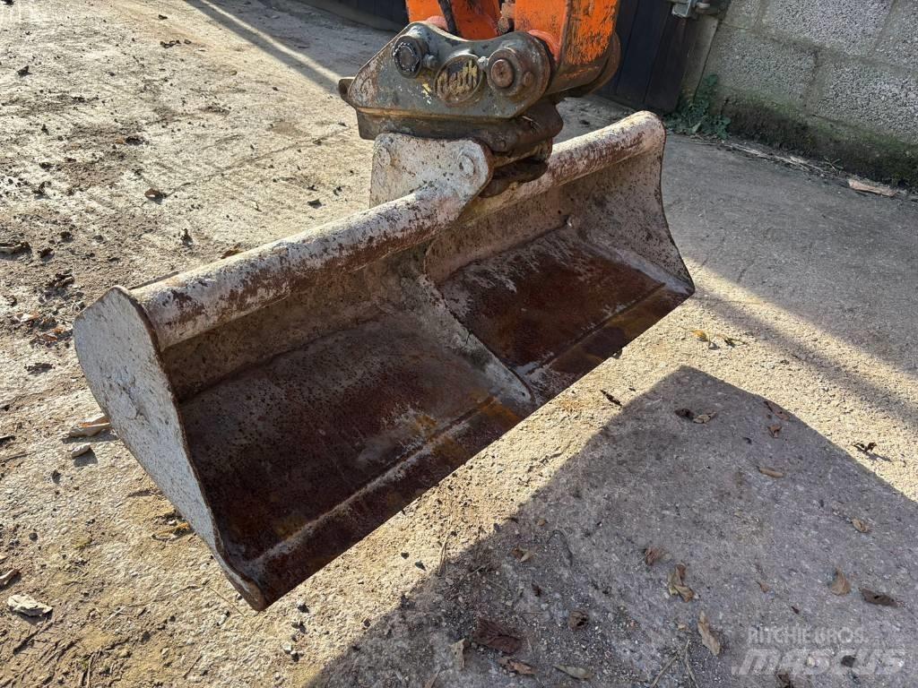 Doosan DX 27 Z Mini bagri <7t