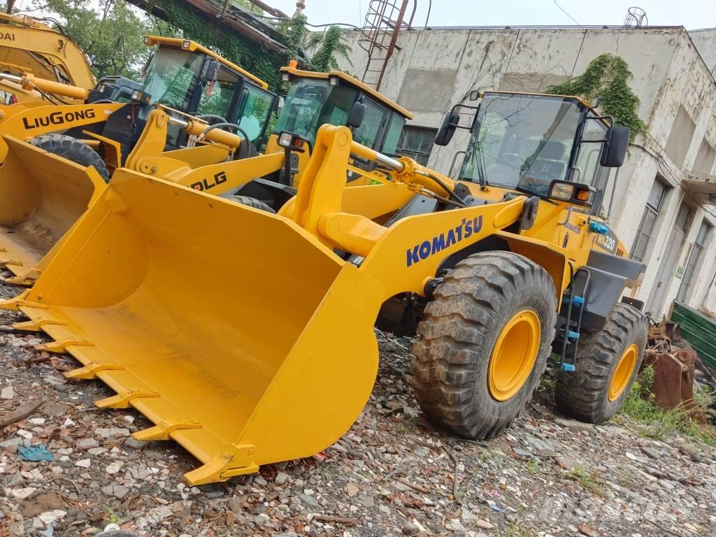 Komatsu WA 320-5 Kolesni nakladalci