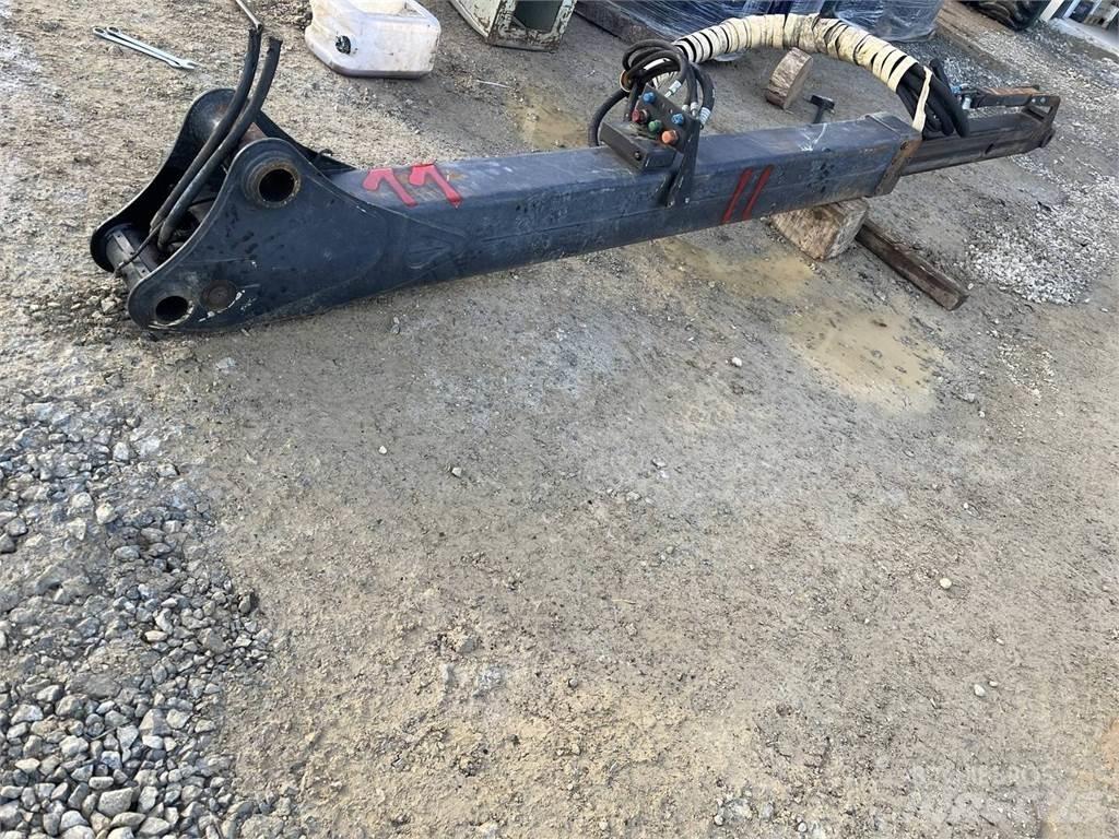 Loglift 210V Dvigala za gozdne kombajne