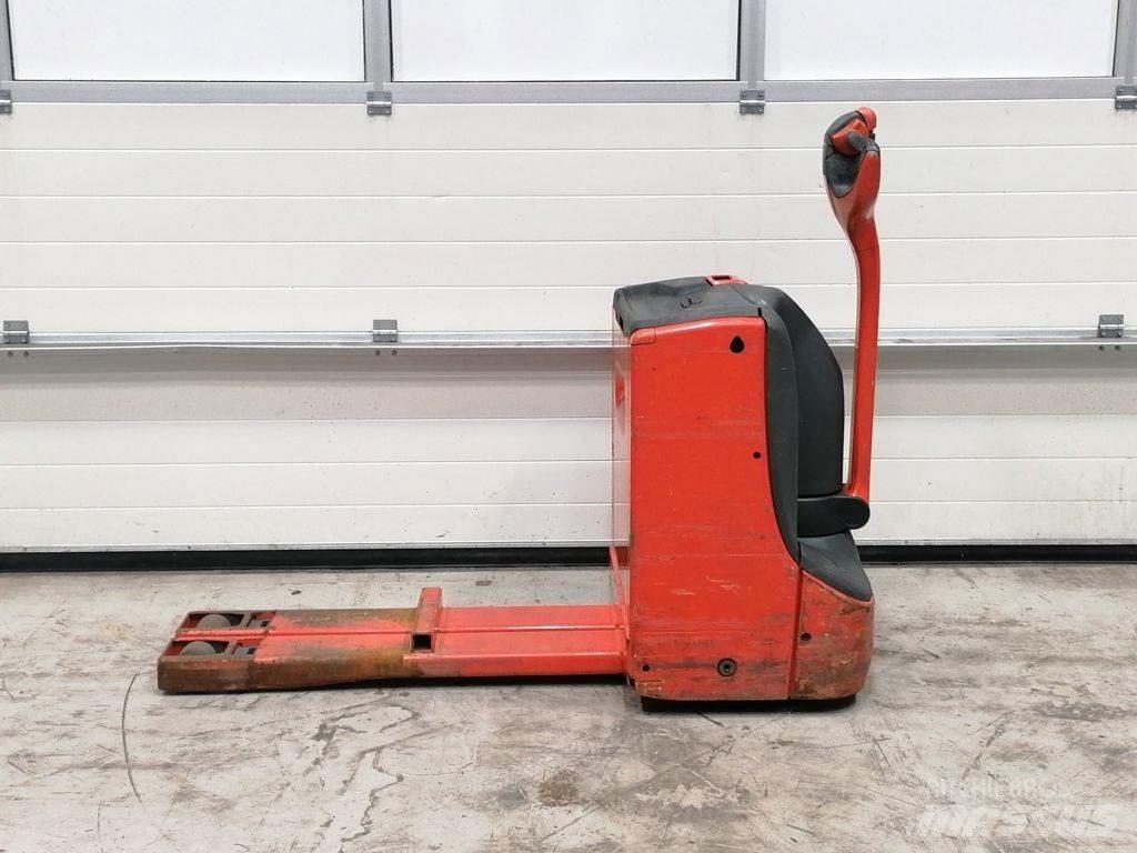 Linde T16 Električni nizko dvižni viličar