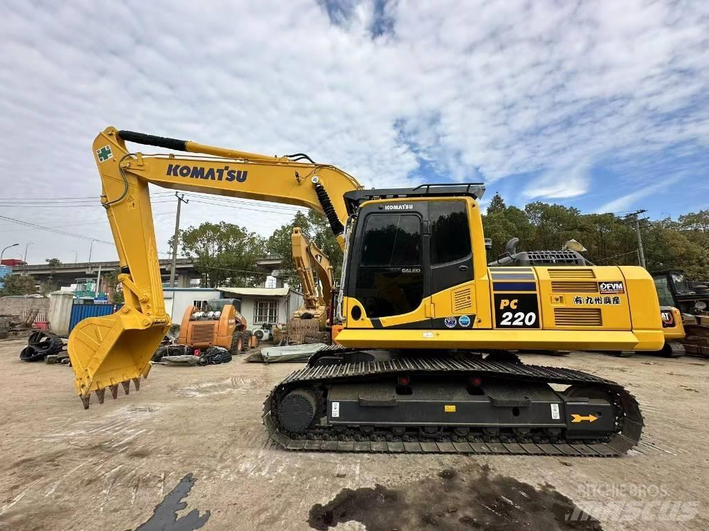 Komatsu pc220 Bagri goseničarji