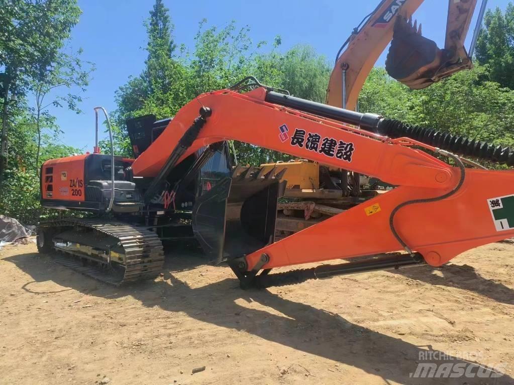 Hitachi ZX200 Bagri goseničarji