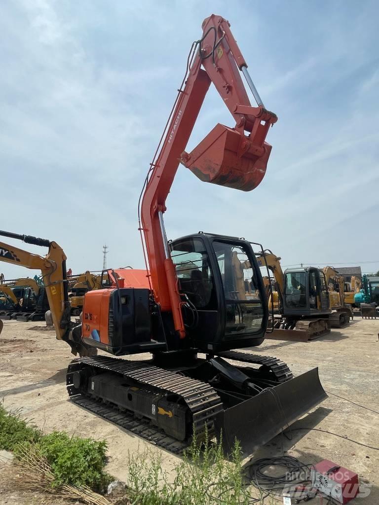 Hitachi ZX 70 Midi bagri 7t – 12t