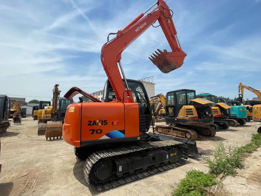 Hitachi ZX 70 Midi bagri 7t – 12t