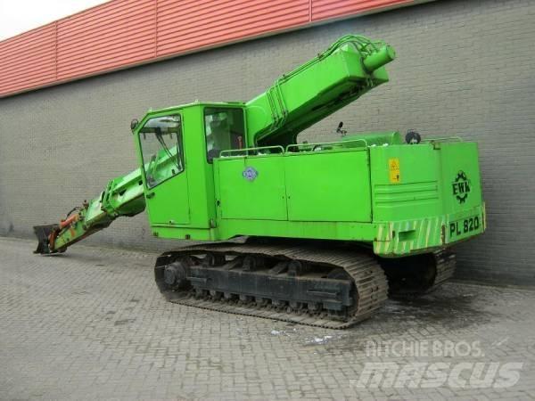  PL820R Posebni bagri