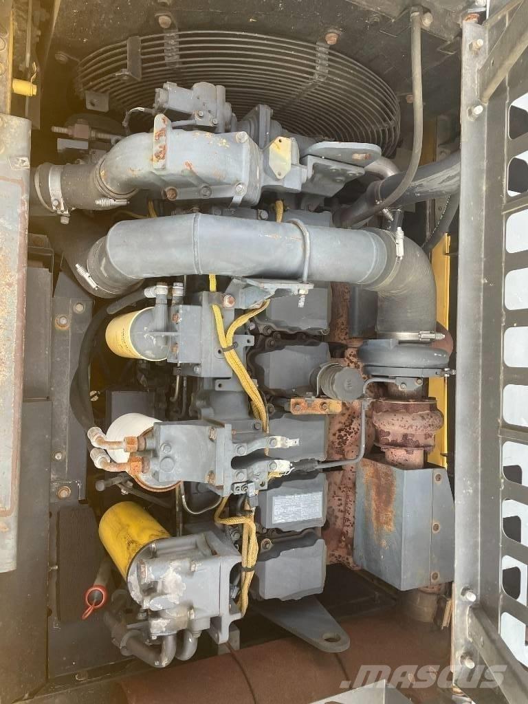 Komatsu PC 400-8 Bagri goseničarji