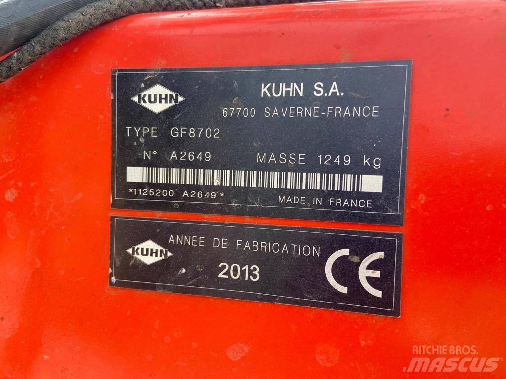 Kuhn GF8702 Obračalniki in zgrabljalniki