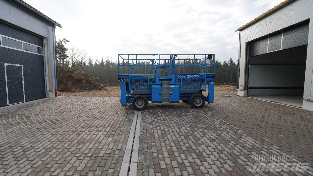 Genie GS3384 RT 4x4 Škarjaste dvižne ploščadi
