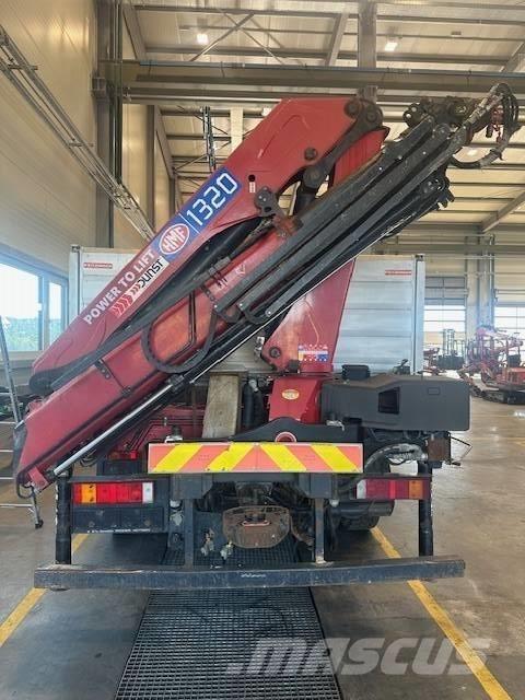 HMF 1320 KS-RCS Paletna dvigala