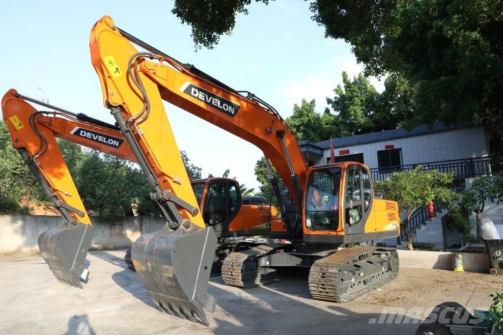 Develon DX 205 Midi bagri 7t – 12t