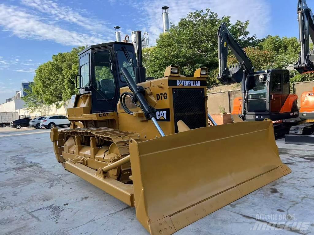 CAT D 7 G Grederji