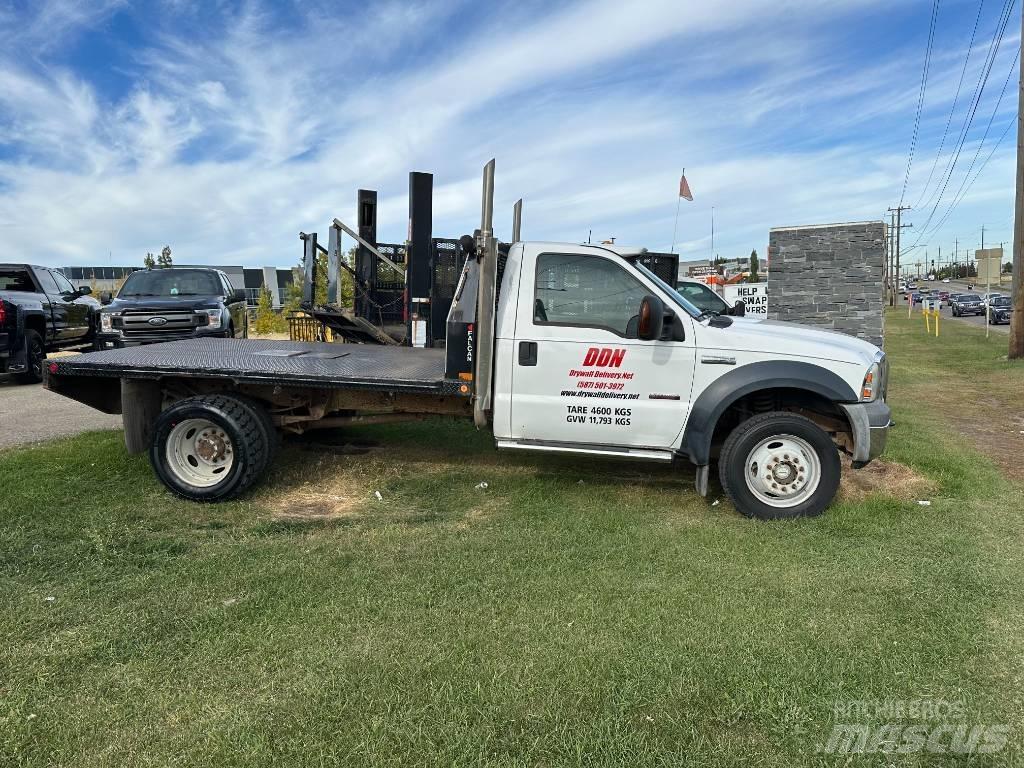Ford F 550 XLT Tovornjaki s kesonom/platojem