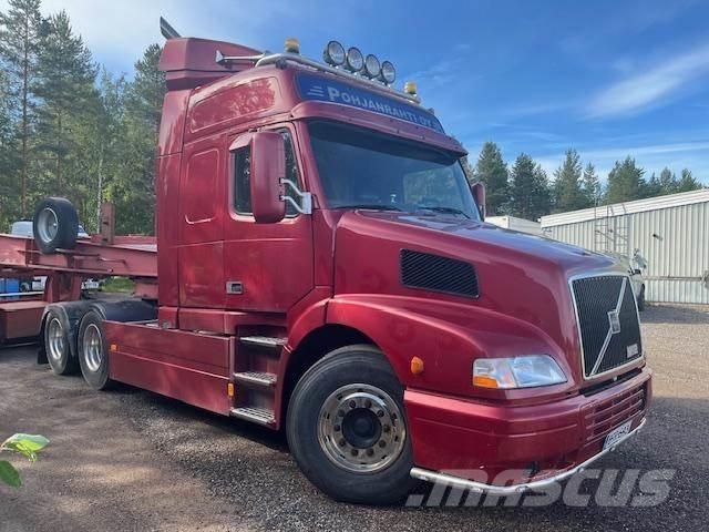 Volvo NH 12 Vlačilci