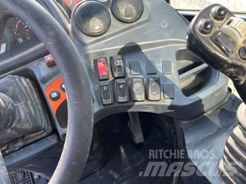 Kubota R 082 Kolesni nakladalci
