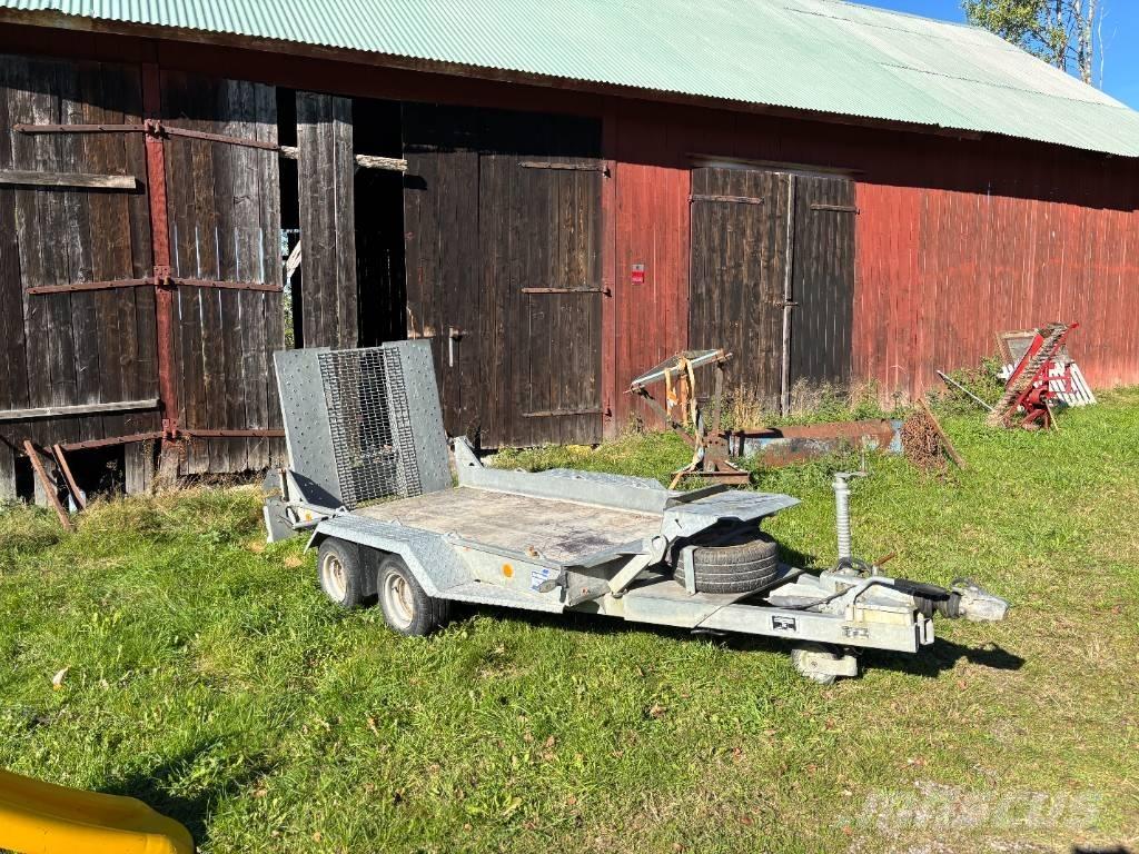 Ifor Williams 2 HB Nizki nakladalci