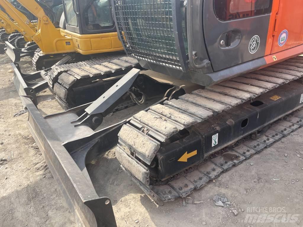 Hitachi ZX 80 Bagri goseničarji