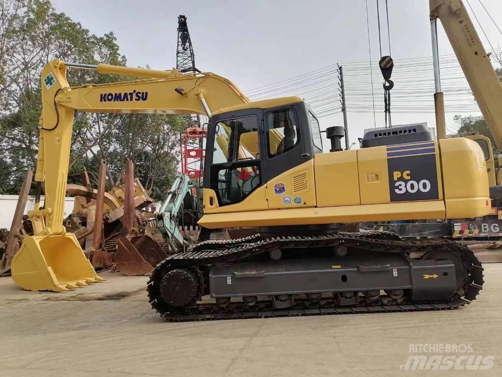 Komatsu PC 300 Bagri goseničarji