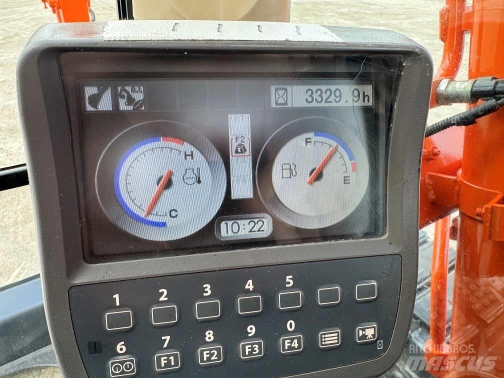 Hitachi ZX 70-3 Midi bagri 7t – 12t