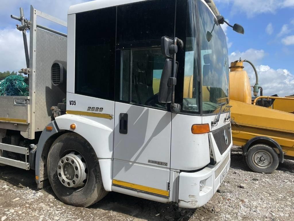 Mercedes-Benz 2629 Tovornjaki s kesonom/platojem