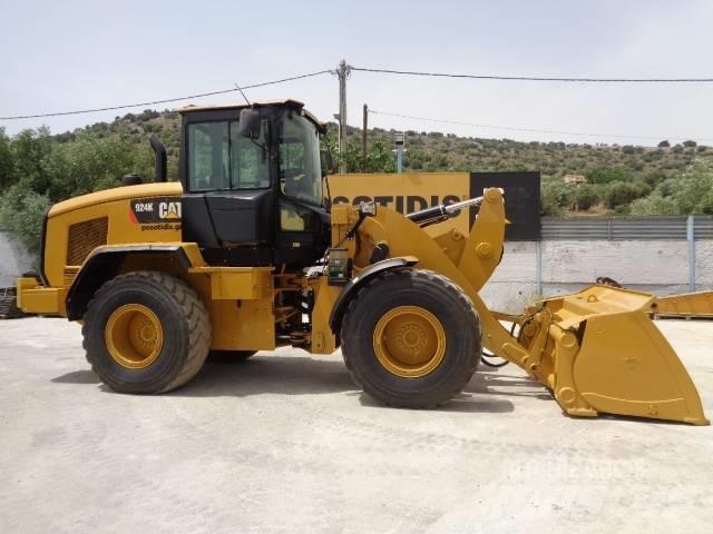 CAT 924 K Kolesni nakladalci