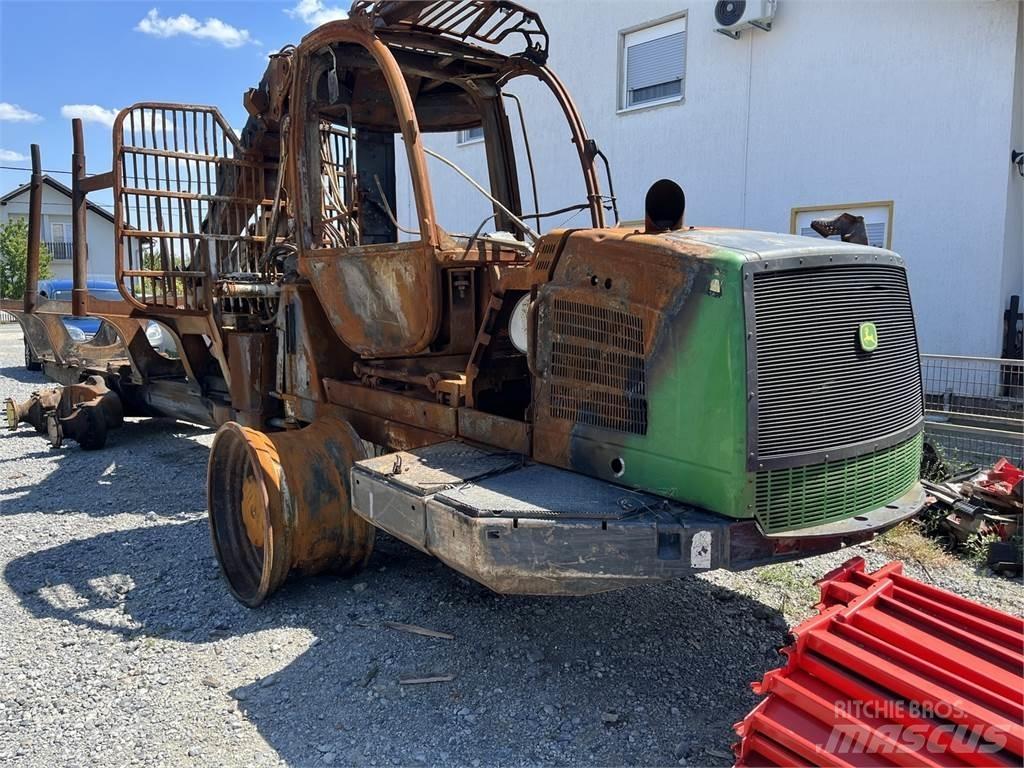 John Deere 1110E Forwarderji