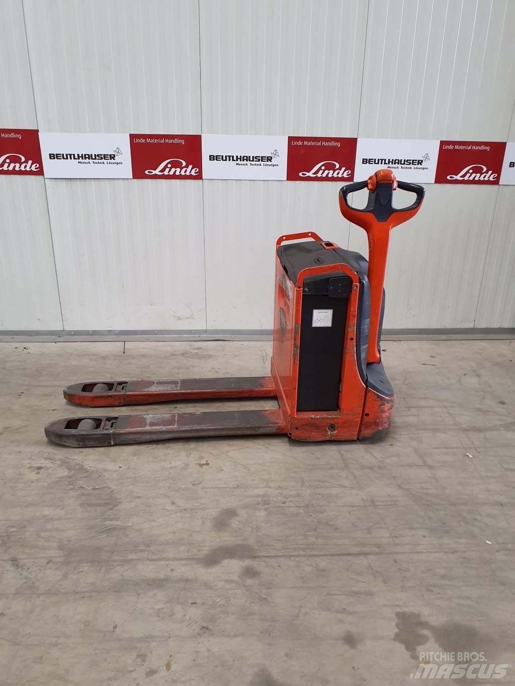 Linde T16 Električni nizko dvižni viličar