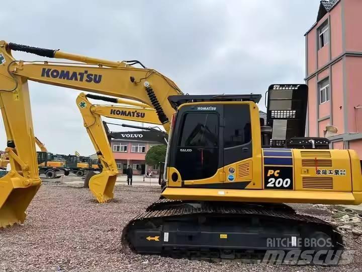 Komatsu PC 200 Bagri goseničarji