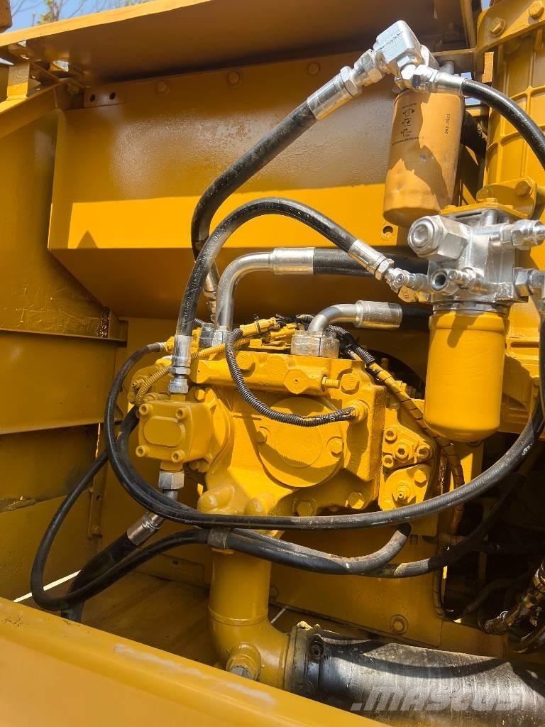 CAT 320C Bagri goseničarji