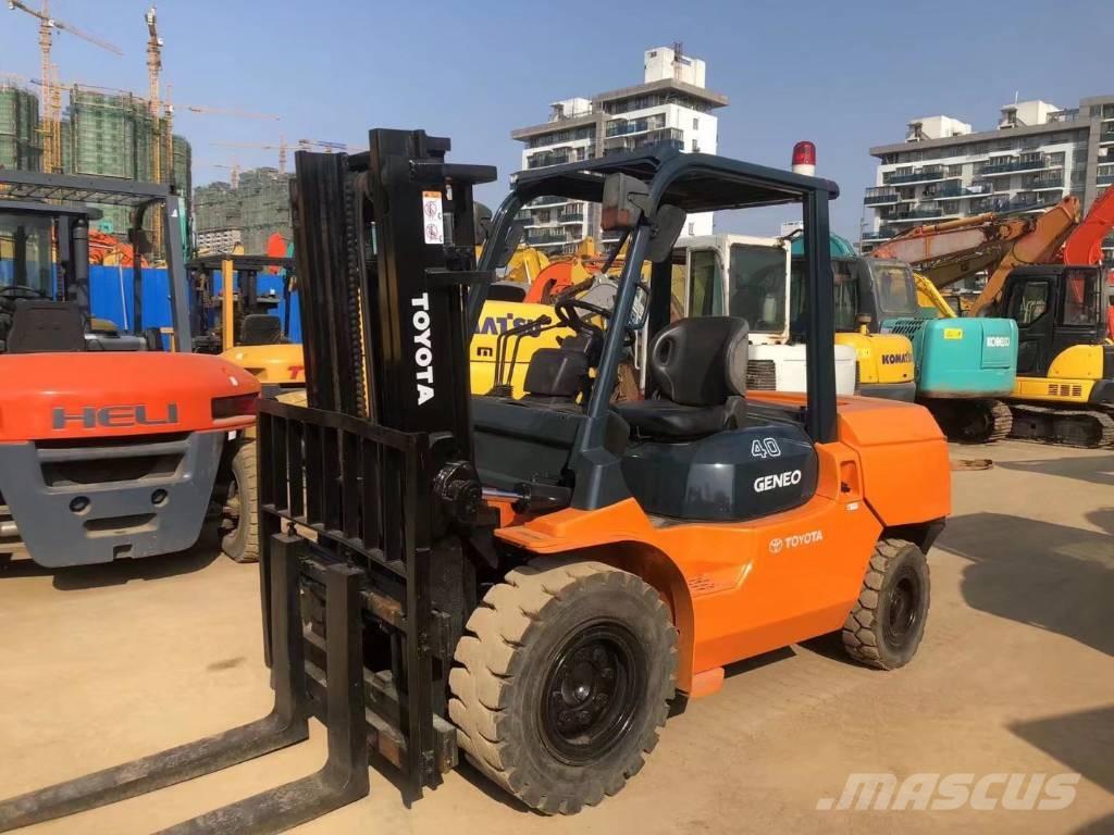 Toyota FD30 Dizelski viličarji