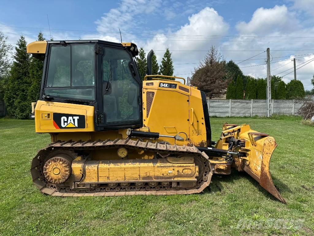 CAT D 4 K 2 XL Buldožerji goseničarji