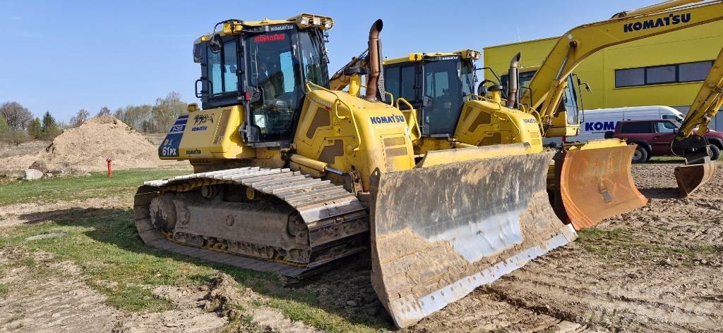 Komatsu D61PX - 24 Buldožerji goseničarji