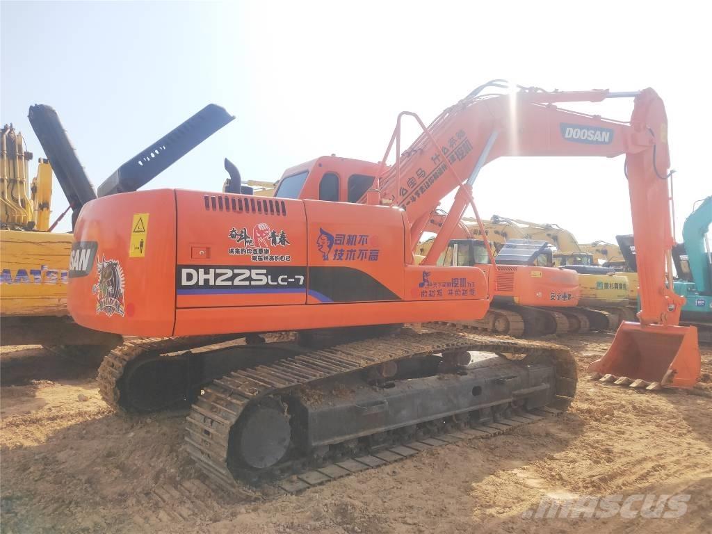 Doosan DH225LC-7 Bagri goseničarji