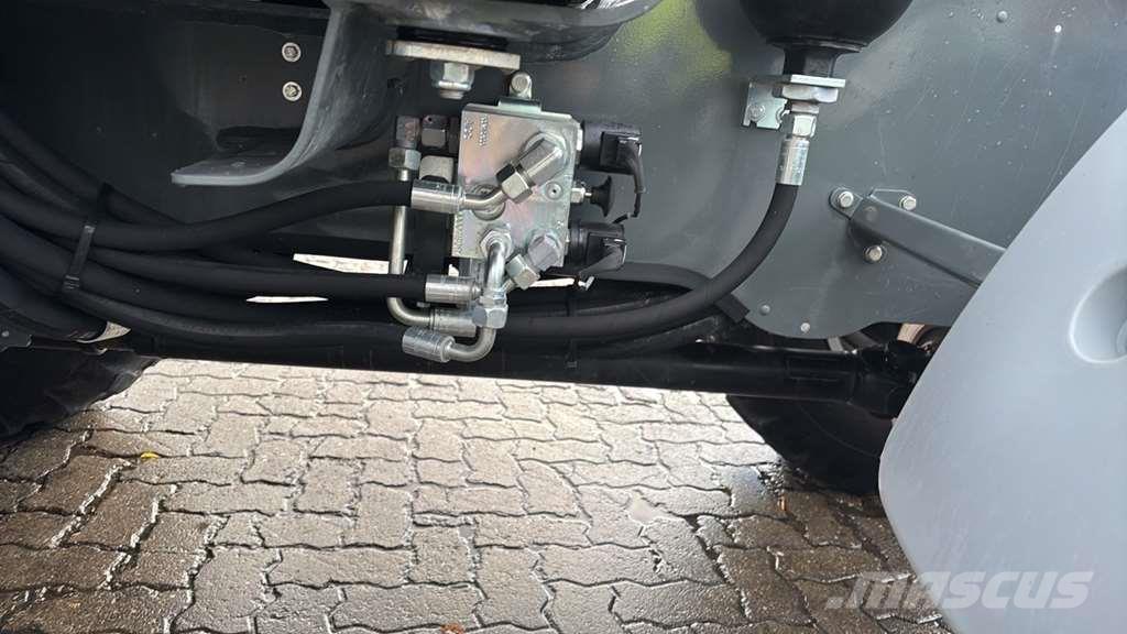 Kramer 5075 Kolesni nakladalci